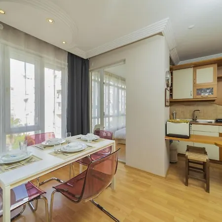 Cozy Flat With Balcony Close To Konyaalti * Antalya