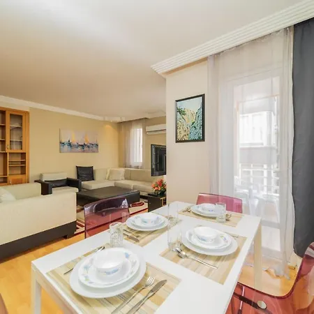 Cozy Flat With Balcony Close To Konyaalti