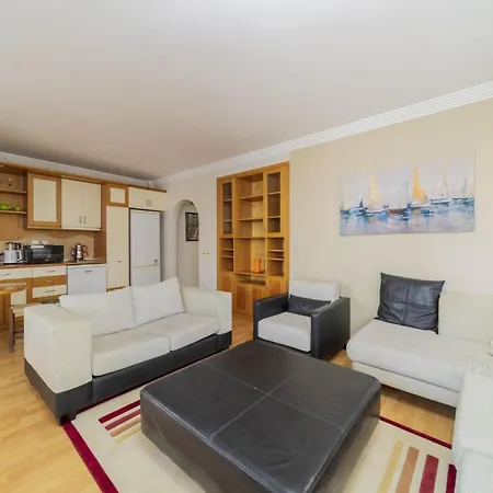 Cozy Flat With Balcony Close To Konyaalti Apartment *