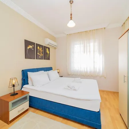 Cozy Flat With Balcony Close To Konyaalti Apartment